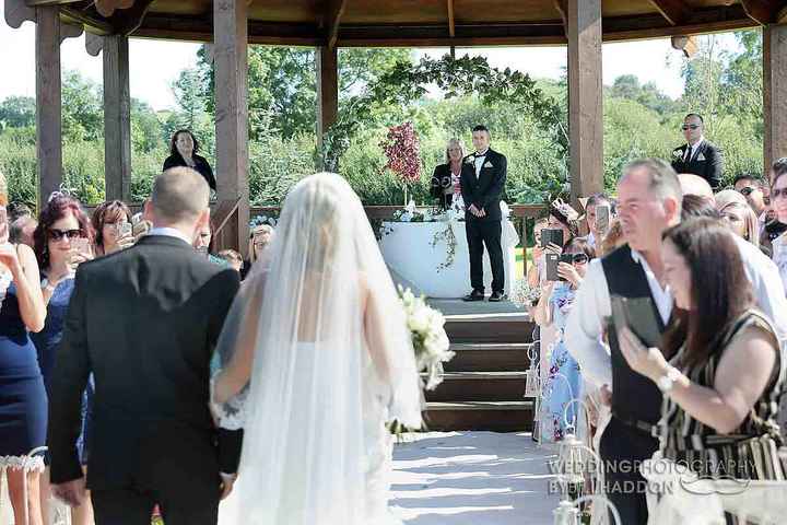 Outdoor ceremony logistics - getting to start of aisle! - 1