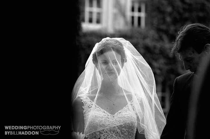 Veil ouver the face? - 1