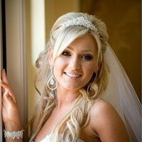 Re: bridal hair whats everyone having?? flashes please!!!