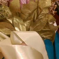 Re: Anyone made their own Bouquet with artificial flowers?