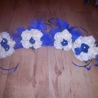 I have just made my bridesmaids and flower girls bouquets!! **flash**