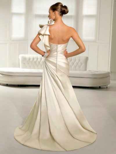 Re: another dress thread...cant help it!! *FLASH*