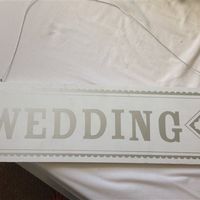 Re: Flip flop basket, hurricane vases, vintage mirror ory and pink delphinium confetti with whicker 