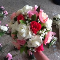 Re: silk flower recommendations