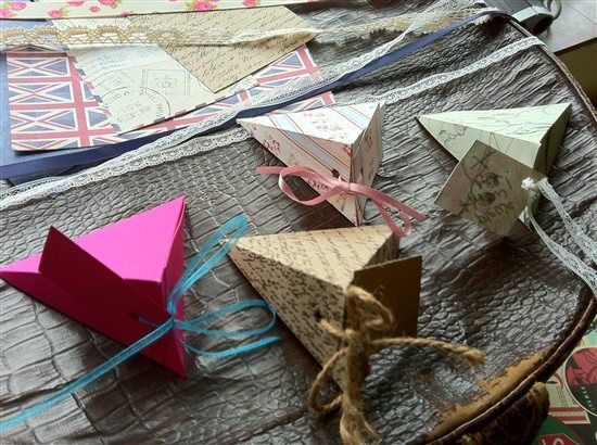 wedding favour box's filled with petals for sale various colours