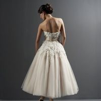 Re: Flash of wedding dresses