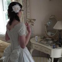 Re: bridal hair whats everyone having?? flashes please!!!