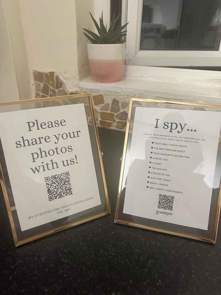 Collecting guest photos - 1