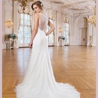 Re: October 2015 brides....