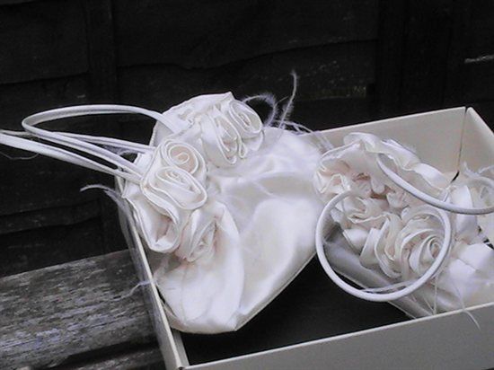 Re: Bride + Bridesmaids Dresses