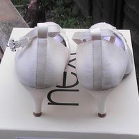 Re: Bride + Bridesmaids Dresses