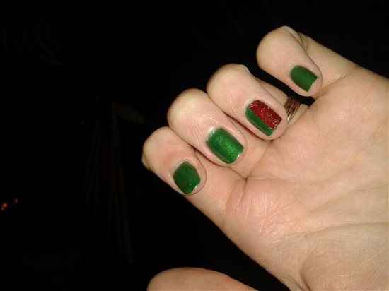 Re: Christmas nails