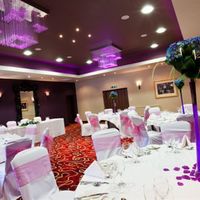 Re: Easter 2012 brides???