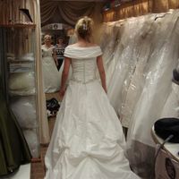 Re: Anyone interested in a dress flash?