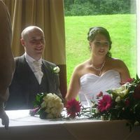 Im bak as MRS A!!! No report but big flash