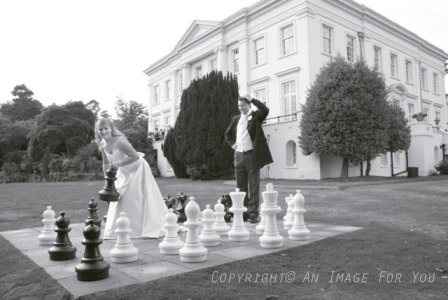 Re: Giant garden games = anyone had them at their wedding?