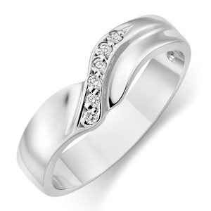 Bought our wedding rings! *flash*