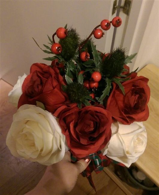 Re: How many brides are DIYing the bouquets/flower arrangements?