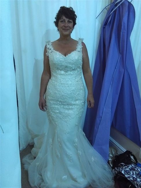 Re: Show off your Gown!