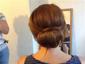 Wedding hair FLASH...it doesn't look like a lump of poo anymore!!