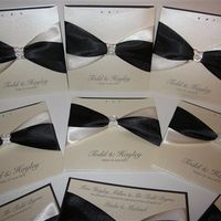 Re: Who did your stationary? Any flashes?  Printed inserts?