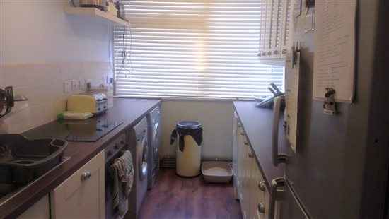 Re: Flash me your kitchens please