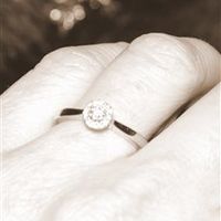 Re: IT'S OFFICIAL!!!! Christmas Day Engagements!!!!