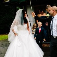 Re: Gratuitous dress flash for OMs