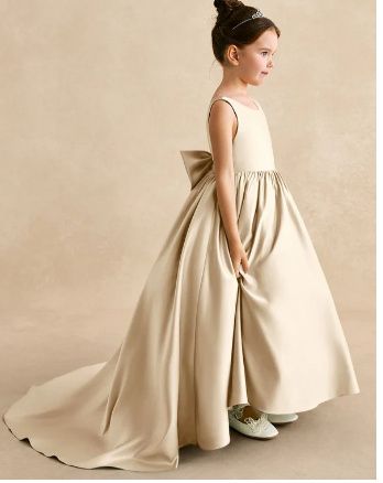 Flower girls/bridesmaid dress 2