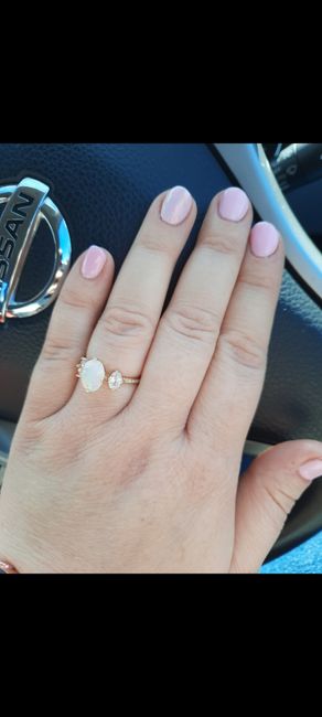 Share your engagement ring and wedding stacks! 8