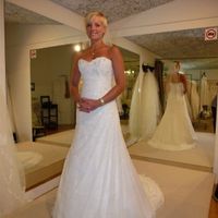 Re: Any White Rose dress brides?