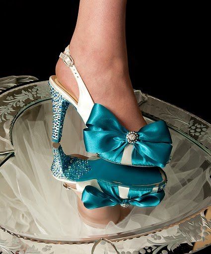 Re: Wedding shoes - please flash!?!