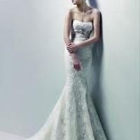 Re: slim fitting wedding dress help