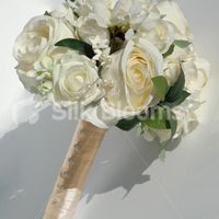 my bouqet with a wee *flashy flash* or flashy your bouqet? 