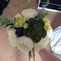 Re: DIY bouquet - opinions please