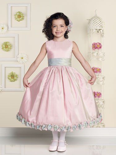 Re: flower girls dresses...help!