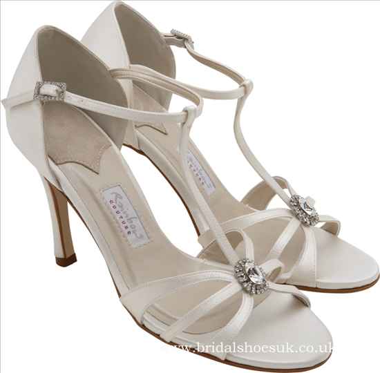 Re: Flash me your wedding shoes please