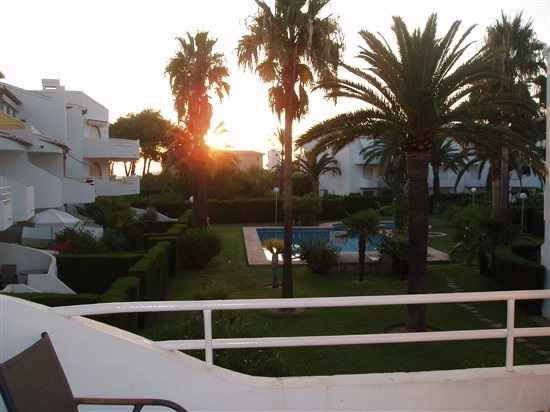 Re: Hitched A Photo A Week: Week Two