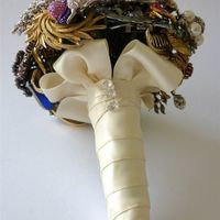 Brooch Bouquet Flash *and* Thank You To Sarah @ Posie!!