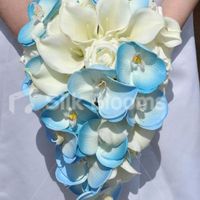 Re: Bridesmaid: flowers or no flowers??