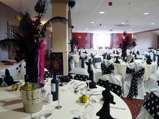 Re: small wedding, West Yorkshire, focus on the party!