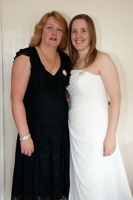 Re: Long straight hair help or flashes please!