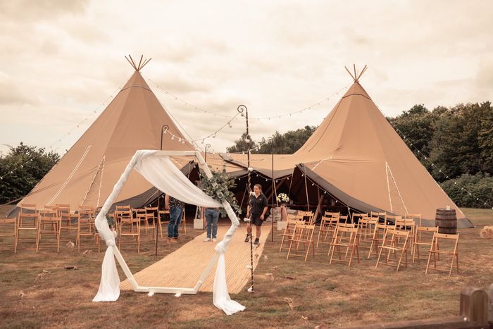 Marquee or tipi?! 1