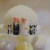 Re: Cake Toppers  - overrated??!
