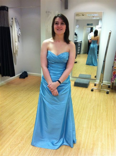 Re: Please flash me your bridesmaids' dresses