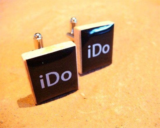 Re: What to buy for my husband to be as a wedding gift