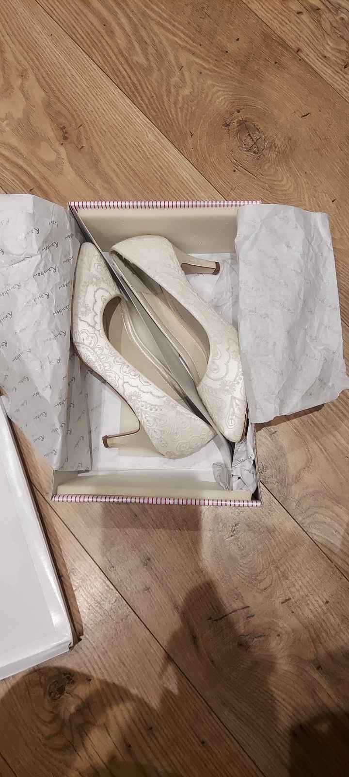 Free shoes - Leeds - 1