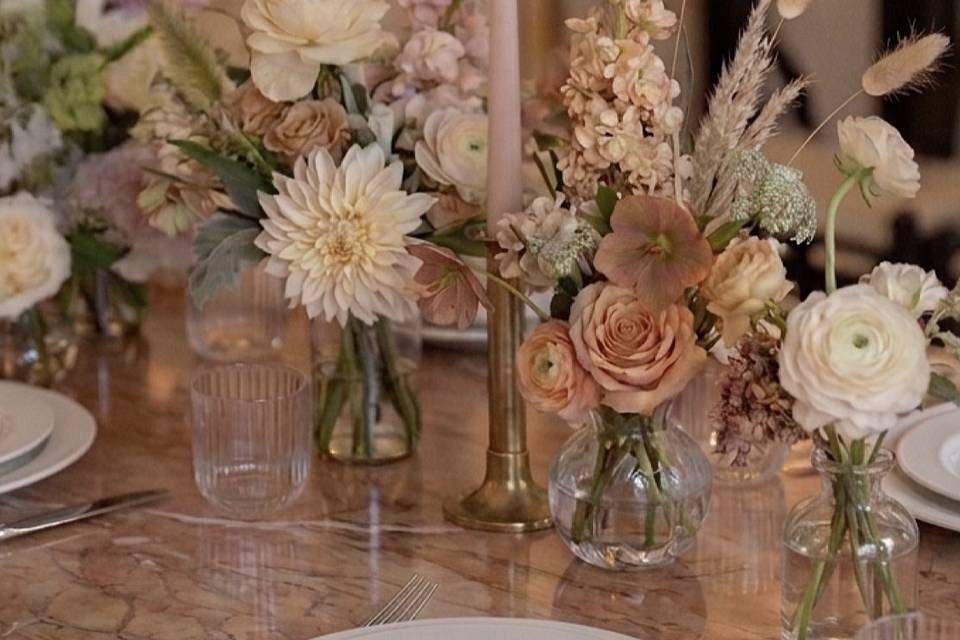 Budvase tablescape