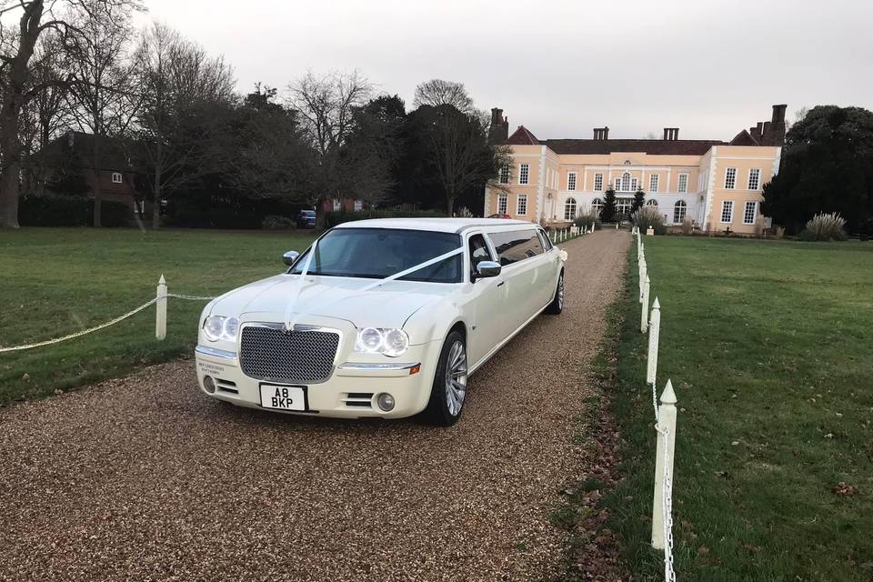 Chrysler limousine