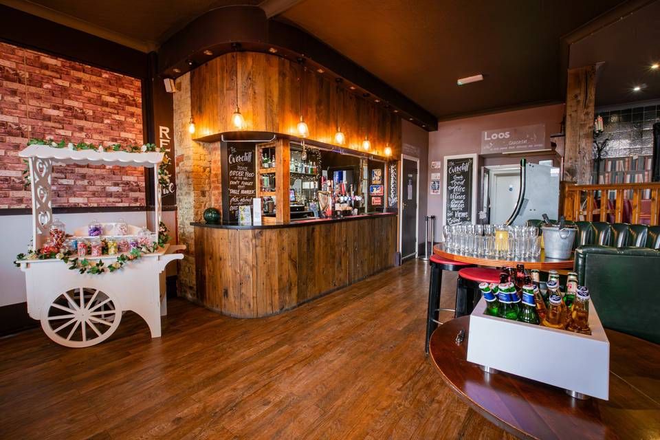 Bar Overcliff Pub wedding